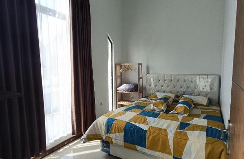 Oro Oro Ombo Villa | Cozy CMI Homestay: Pet-Friendly Retreat for Families
