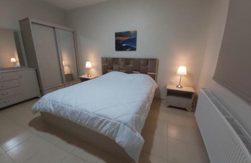 Madaba Apartment | Budget-Friendly CMK Housing: Child-Friendly Retreat with 9.7/10 Rating