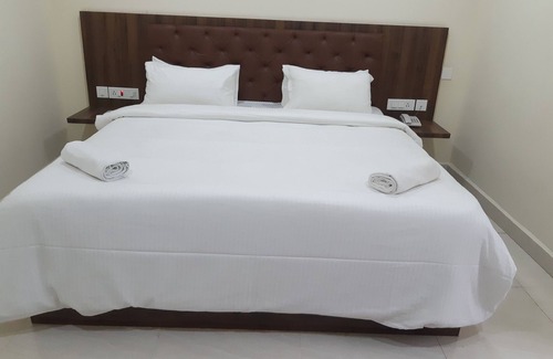 Madanapalle Hotel | Family-Friendly CNR Residency Madanapalle with Breakfast