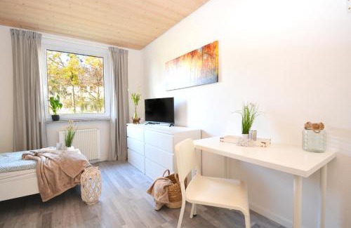 Coburg Apartment | Cozy HI Apartment in Coburg with Well-Equipped Kitchen