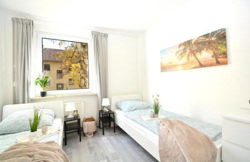 Coburg Apartment | Cozy HI Apartment in Coburg with Well-Equipped Kitchen