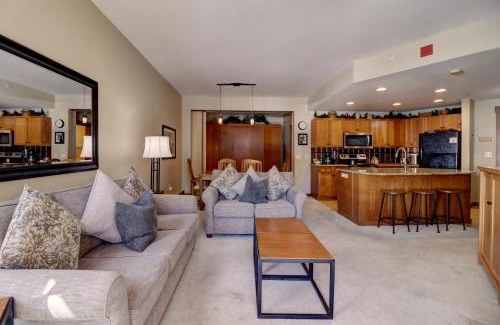 Copper Mountain Apartment | Comfortable Copper One Lodge Condo with Hot Tub & Breakfast