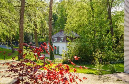 Seebad Heringsdorf Villa | Pet-Friendly Coach House with Oceanfront Views & Spa