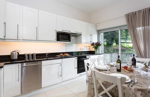Sevenoaks House | Pet-Friendly Retreat at Coach House Kent for Your Getaway