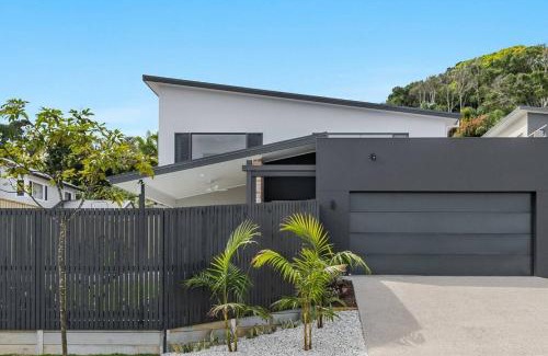 Lennox Head House | Relaxing Coast Retreat with Pool & Family-Friendly Amenities