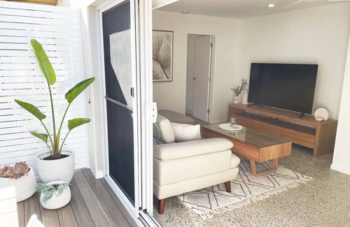 Forster Apartment | Inviting Coast by One Mile with Kitchen Amenities Awaiting You