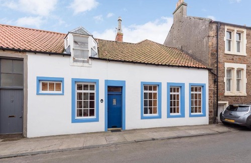 Anstruther House | Pet-Friendly Coastal Cottage in Cellardyke, Anstruther