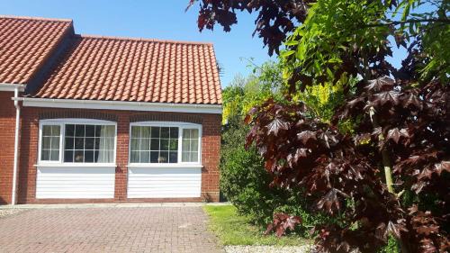 Louth Apartment | Family-Friendly Coastal Annex at Saltfleet - Rated 9.5/10