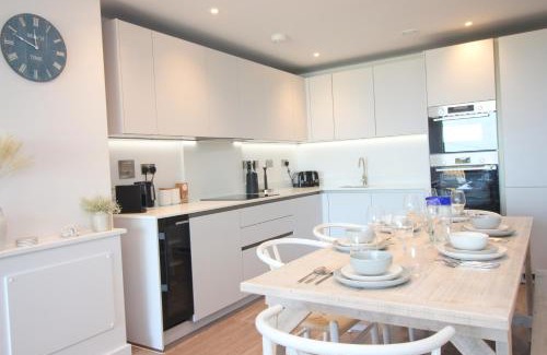 Constantine Bay Apartment | Seaside Retreat with Pet-Friendly Amenities and Ocean Views