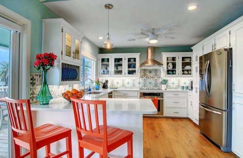 Key Allegro House | Bright Key Allegro Waterfront Canal with Private Pool Oasis
