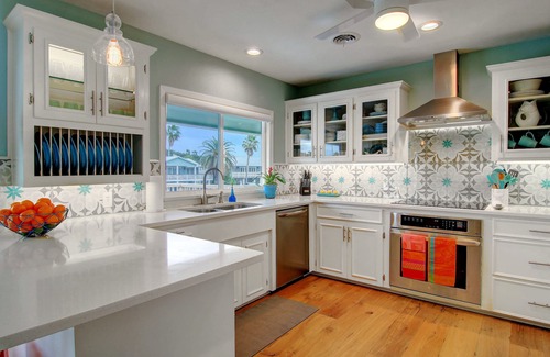 Key Allegro House | Bright Key Allegro Waterfront Canal with Private Pool Oasis