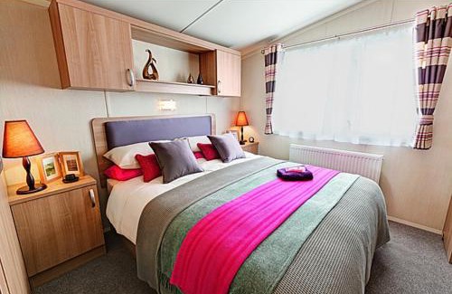 Leven Other | Beachfront Coastal Caravan Elie - Rated 10/10 by Guests