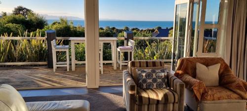 Pohara House | Coastal Elegance Awaiting You in Pohara - Rated 9/10