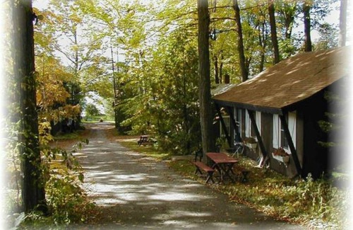 Sturgeon Bay Cottage | Secluded Coastal Cottage Resort: Guest Rated 9.8/10