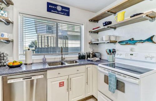 Ocean Cay House | Coastal Cottage 212: Oceanview Deck, Pet-Friendly Retreat