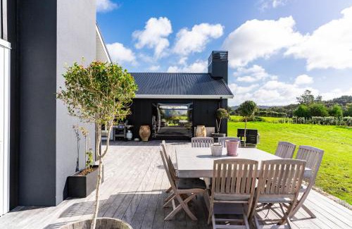 Mangawhai House | Pet-Friendly Coastal Country Retreat with Pool Access