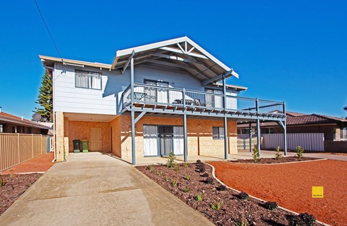 Jurien Bay House | Oceanfront Escape: 4 BR Jurien Bay House with Pool & Views
