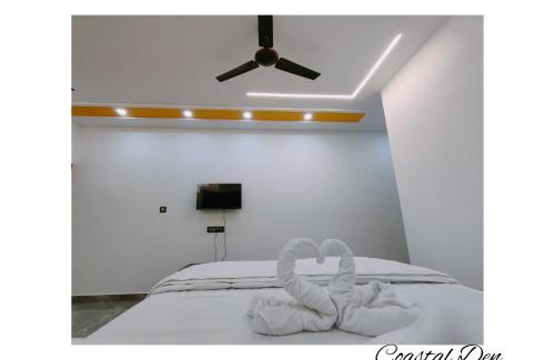 Kuzhuppilly House | Beachfront Coastal Den Homestay with Private Ocean Access
