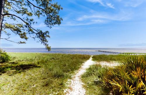 Carrabelle House | Coastal Escape: Family-Friendly Getaway with Pool & Pets