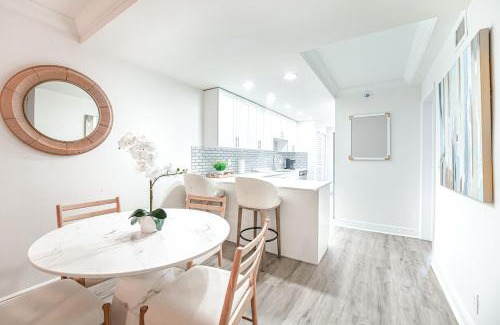 Boca Raton Apartment | Coastal Escape Walk to Beach Pool and Gym