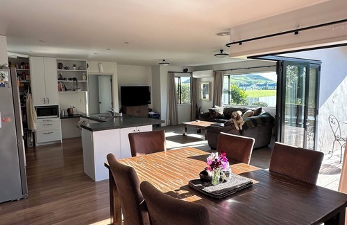 Papamoa Beach House | Coastal family home, 5 minutes walk to beach, hot tub, fully accessible