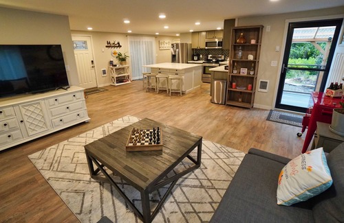 Grayland House | Coastal Getaway: Beachfront Fun for Family Adventures