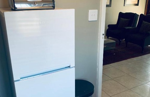 Parklands Apartment | Pet-Friendly Coastal Grace Parklands - 10/10 Review Score