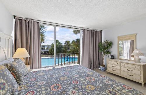 Ormond Beach House | Relaxing Coastal Haven Condo with Pool & Beach Access