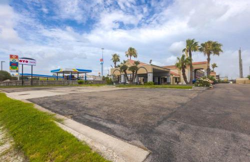 Central City Hotel | Pet-Friendly Coastal Inn in Corpus Christi Awaits You