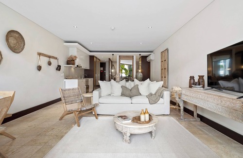 Casuarina Apartment | Elegant Santai Unit 229 with Ocean Views & Pool Access