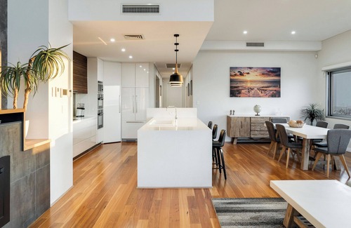 Marmion House | Coastal Luxury with Sunset Views.