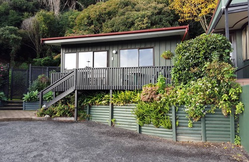 Thames Hotel | Coastal Motor Lodge