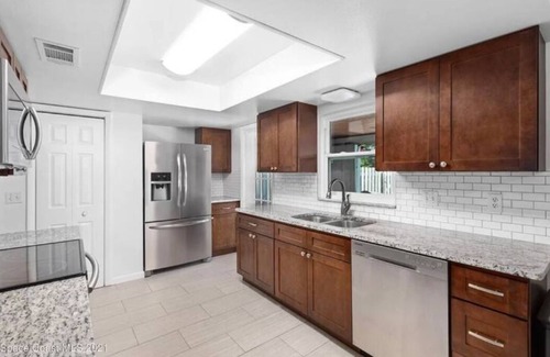 Eau Gallie Shores House | Coastal Oasis: Cozy 2-Bedroom Retreat Near the Beach
