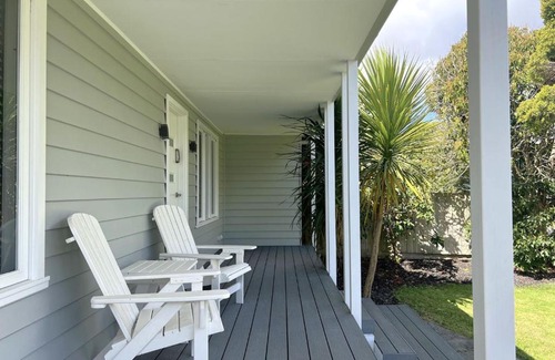 Inverloch House | Oceanfront Escape at Coastal On Kenneth Inverloch