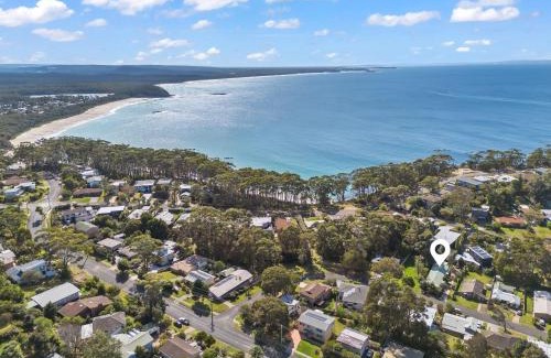 Mollymook Beach Villa | Coastal Sounds at Mollymook