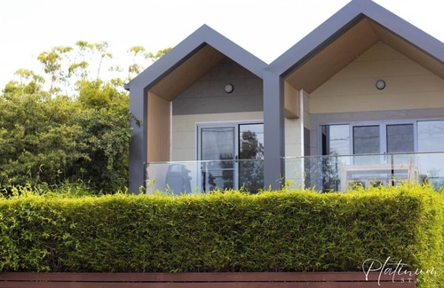 Indented Head House | Oceanfront Escape at Coastal View On The Esplanade