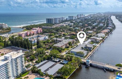Boca Raton Apartment | Coastal waterfront apartment!