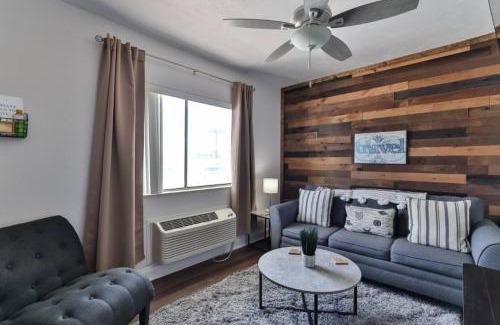 New Smyrna Beach Hotel | Relax at Coastal Waters with Oceanfront Views & Pool Access