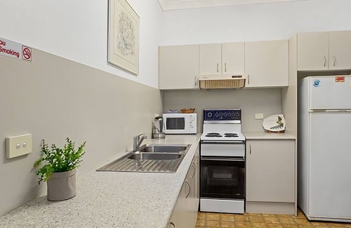 Sawtell Apartment | Beachside Coasters 9 Apartment with Pool & Breakfast Included