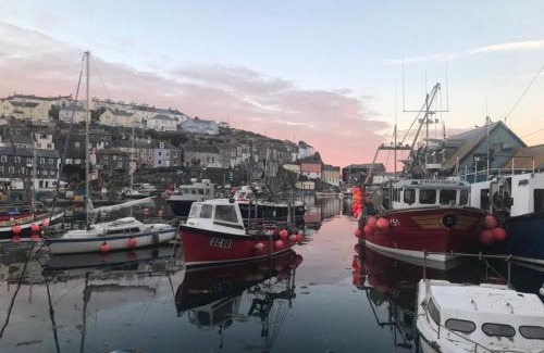 Mevagissey House | Coastguard Cottage Cornwall: Oceanfront Bliss & Pet Friendly