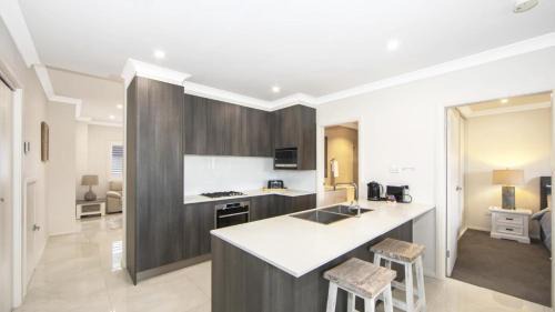Booker Bay House | Oceanfront Coastline Retreat - Booker's Bay, Rated 9/10