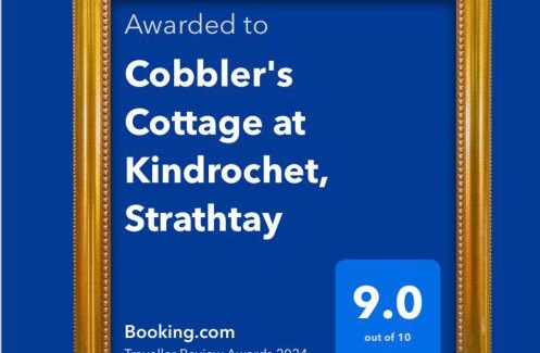 Strathtay House | Cozy Cobbler's Cottage at Kindrochet, Strathtay - 9/10 Rating