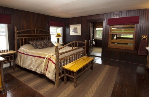 Cooperstown - Otsego Lake Cabin | Elegant Cobblescote on the Lake with Eco-Friendly Amenities