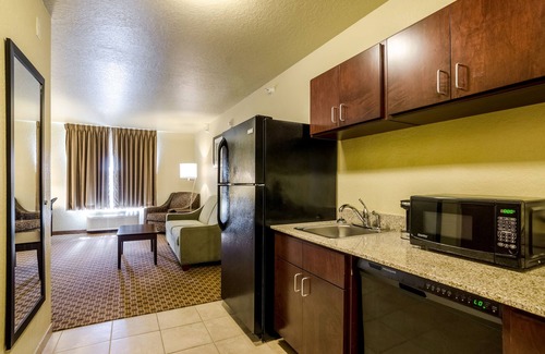 Jefferson Hotel | Experience Comfort at Cobblestone Hotel & Suites - Jefferson
