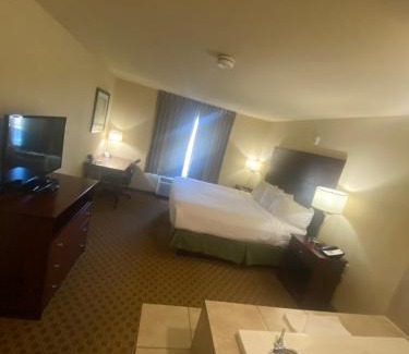 Broken Bow Hotel | Family-Friendly Cobblestone Hotel & Suites in Broken Bow