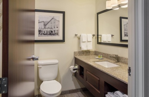 Ashland Hotel | Explore Comfort at Cobblestone Inn & Suites - Ashland