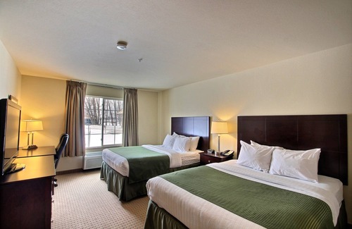 Brillion Hotel | Highly Rated Cobblestone Inn & Suites - Brillion Awaits