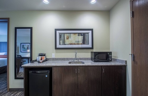 St. Marys Hotel | Discover Comfort at Cobblestone Inn & Suites - St Marys