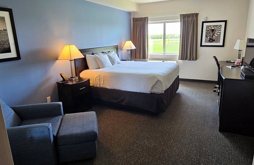 Manchester Hotel | Relax at Cobblestone Inn & Suites – Manchester: Guest Rated 9/10