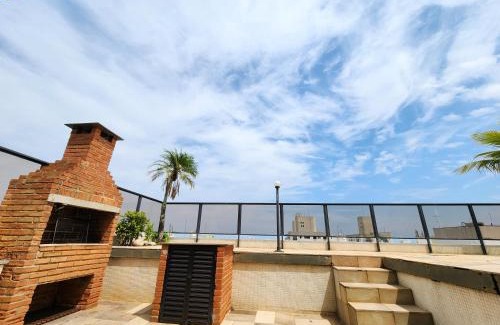 Pitangueiras Apartment | Spacious 5-Bedroom Retreat with Pool Near Pitangueiras